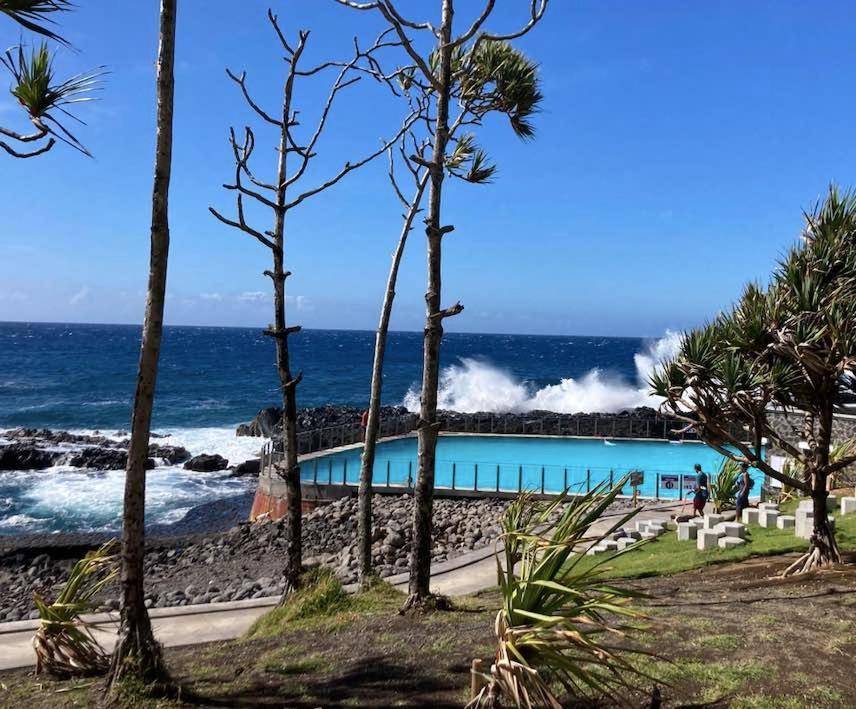 Ka Hema - Maison Entiere Avec Jacuzzi Et Vue Sur Mer 생조세프 외부 사진